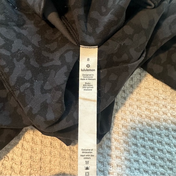 Lululemon Align Crop 21” Incognito Camo Multi Grey 8 - Picture 3 of 4
